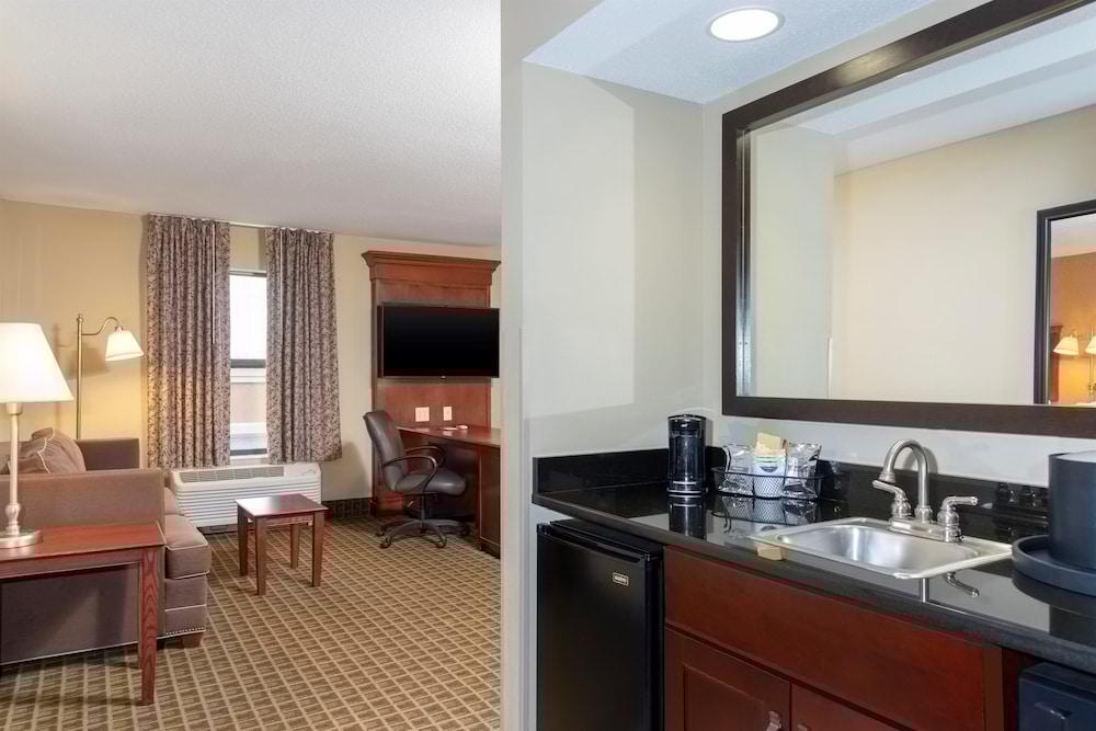 Hampton Inn & Suites Valparaiso Zewnętrze zdjęcie
